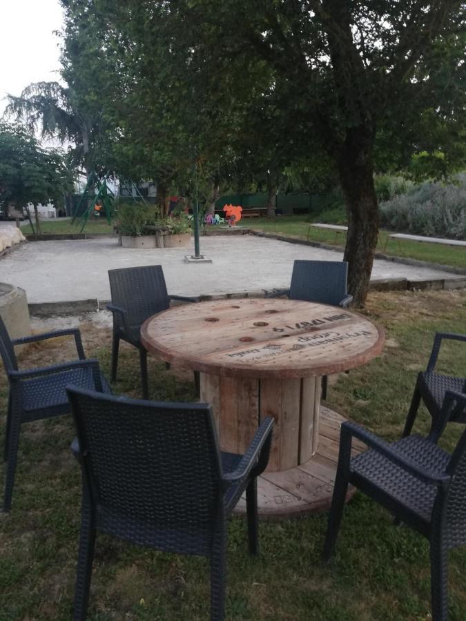 Chambre D'Hote Le Mercier Calmont  Екстер'єр фото