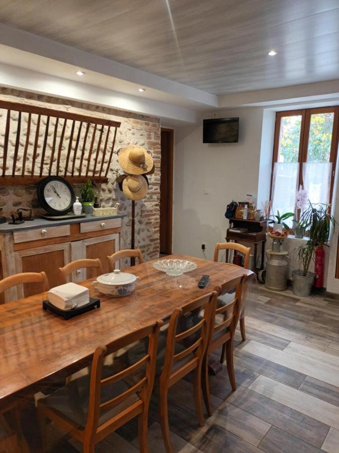 Chambre D'Hote Le Mercier Calmont  Екстер'єр фото