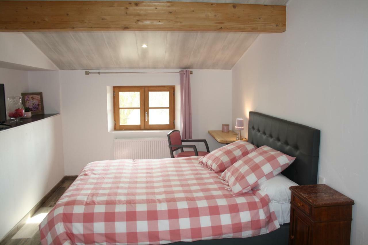 Chambre D'Hote Le Mercier Calmont  Екстер'єр фото